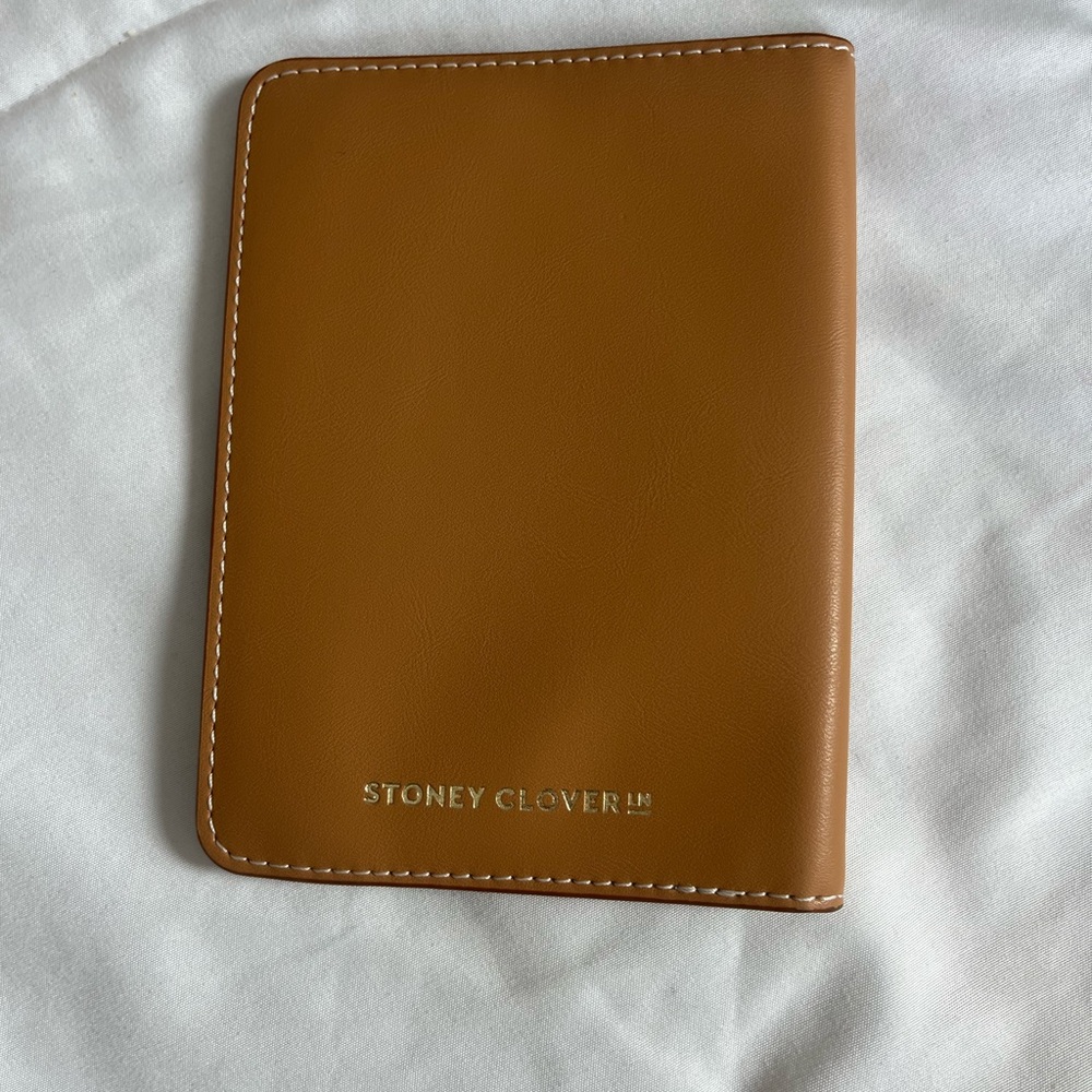 Stoney Clover Lane Bonvoyage Brown and Orange Bear Passport Holder - Picture 3 of 3